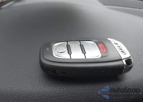 2011 Audi A5 2.0T Premium из США, поврежденный, VIN WAULFAFH2BN020509